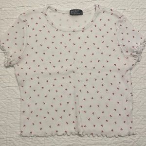 Super cute crop top.